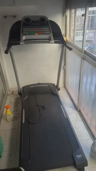 Tapis roulant pieghevole