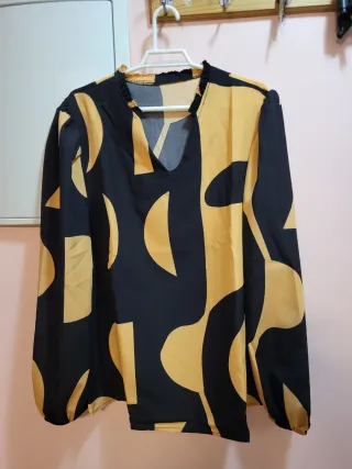 2 blusas estampada y rayada talla única