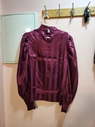 2 blusas estampada y rayada talla única