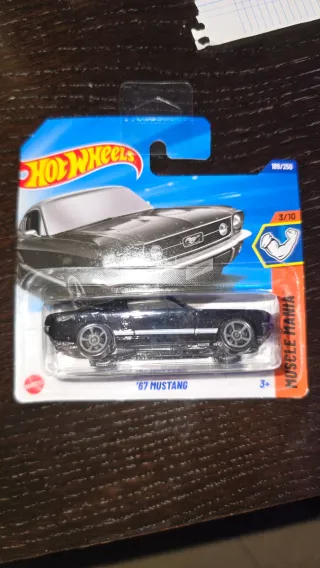 Hot Wheels '67 Mustang Muscle Mania