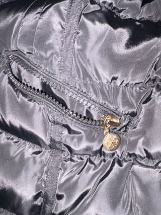 Piumino donna nero con cappuccio