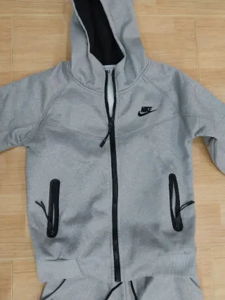 Chándal Nike Gris Niño Talla M