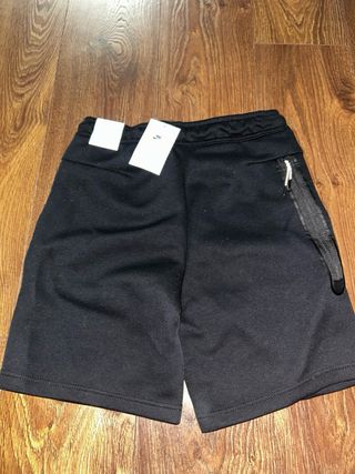 Pantalón corto Nike Tech Negro