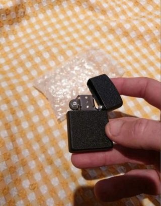 Zippo de queroseno negro