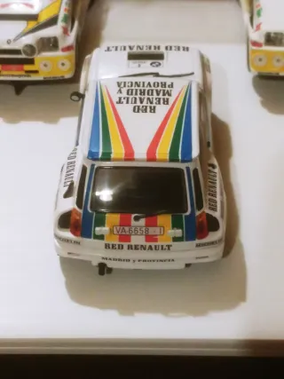 Scalextric R5 Turbo Red Renault