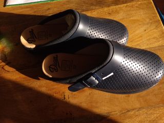 Zuecos Dian Talla 37 Negros