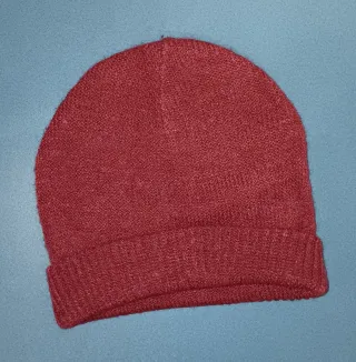 Gorro de lana rojo