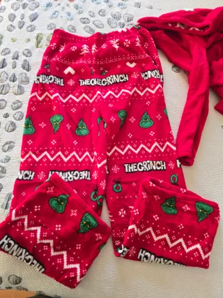 Pijama Grinch Invierno Mujer T.M Rojo