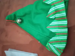 Gorro de elfo navideño con cascabel