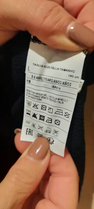 Casaco Benetton Preto com capuz