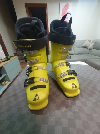 Botas de esquí Fischer amarillas
