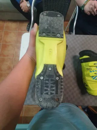 Botas de esquí Fischer amarillas