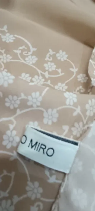 Pañuelo Antonio Miró