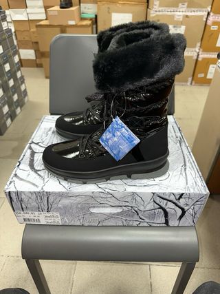 Scarponi da neve donna neri