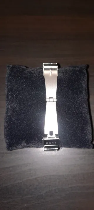 Relógio DKNY Prata.