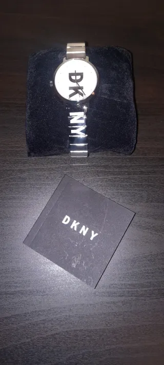 Relógio DKNY Prata.
