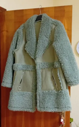 Chaquetón verde pelo