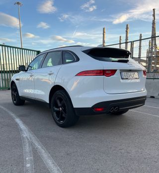 Jaguar F-Pace AWD