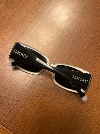 Gafas de sol mujer DKNY negras y grises auténticas