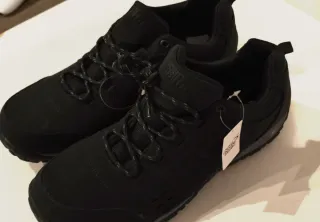 Botas senderismo John Smith negras T44