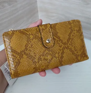 Portafogli verde bottiglia effetto pelle serpente