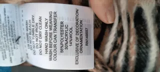 Bufanda de cuadros beige y negro