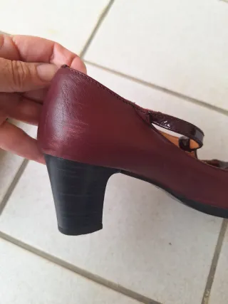 Zapatos Mary Jane Hispanitas Piel Burdeos