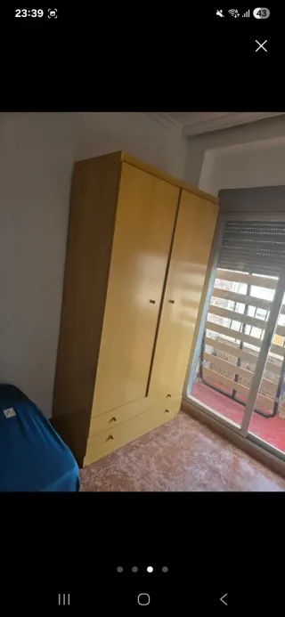 Alquilo habitación individual con balcón