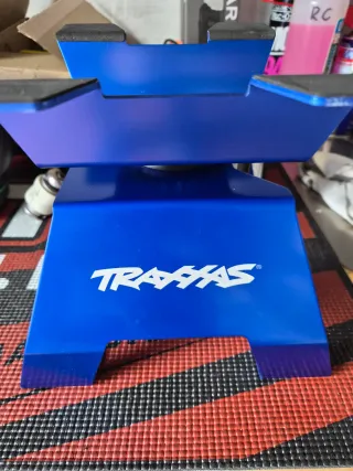 Soporte aluminio azul Traxxas