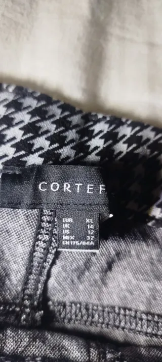 Pantalones de cuadros blanco y negro