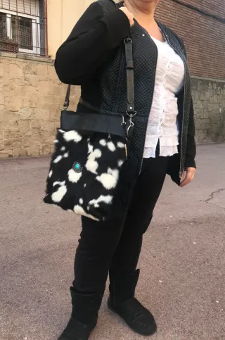 Bolso de cuero Pelo Negro y Blanco