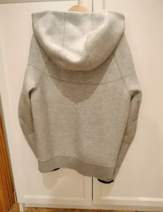 Sudadera Nike Tech Gris con Cremallera