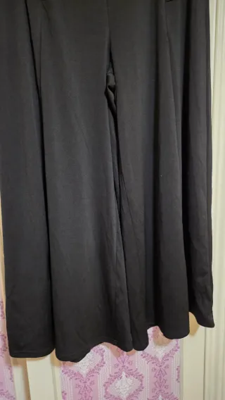 Pantalón Palazzo Negro Pierna Ancha Botones