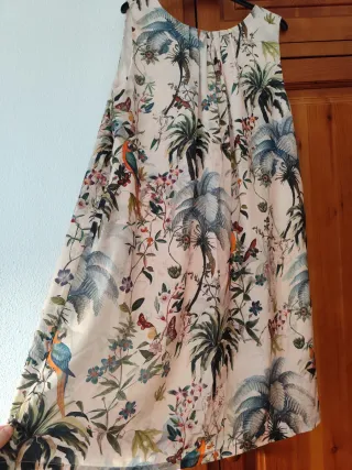 Vestido estampado tropical