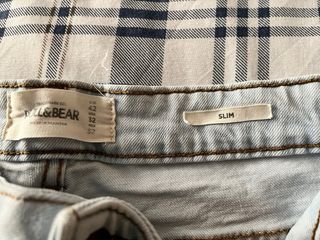 Pantalón vaquero Pull&Bear azul claro