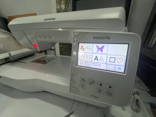 Máquina de Bordar Brother Innovis NV880E