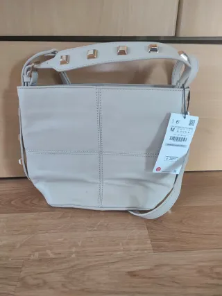 Bolso Zara Beige Tachuelas