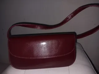 Borsetta elegante in pelle rossa