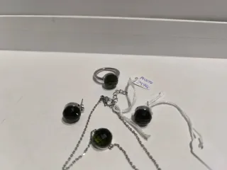 Conjunto de Joyas Verde y Plata