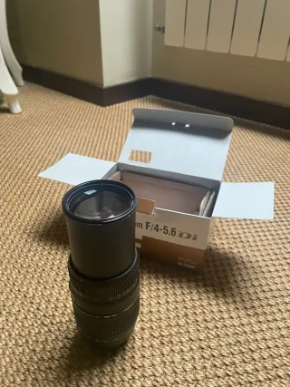 Teleobjetivo Tamron AF 70-300mm F/4-5.6 Di