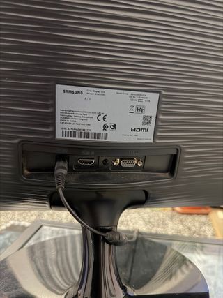 Monitor Samsung 24” Full HD LED Nero