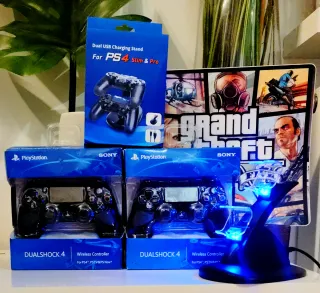 Pack 2 controlleri V2 ps4 NUOVI+ REGALO Caricabatterie led