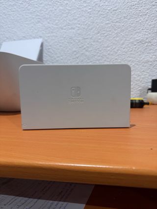 Nintendo Switch OLED Bianca