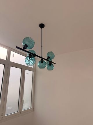 Lampadario sfere vetro blu