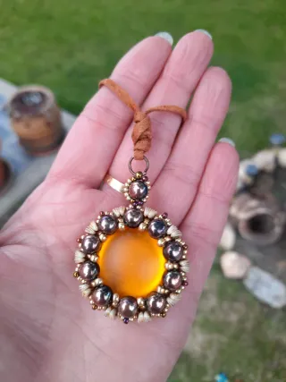 Colgante hecho a mano