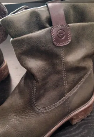 Stivali in pelle da donna