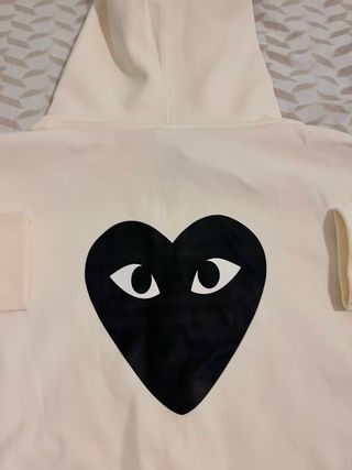 Sudadera Comme des Garçons Beige Corazón Negro