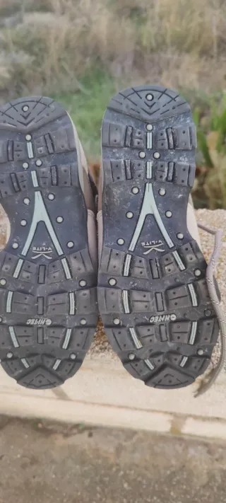 Botas de montaña Hi Tec talla 37