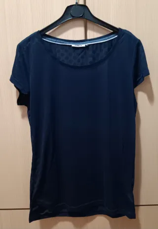 Camiseta ONLY azul marino talla M transparente