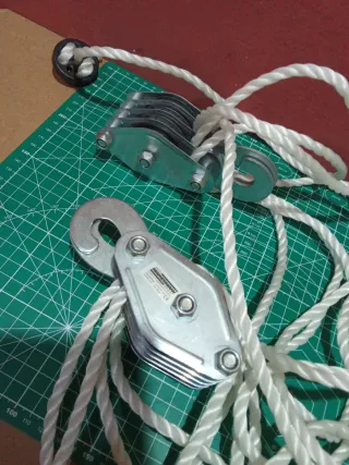 Polea 300 KGS Mannessmann Doble con Cuerda 2.5 m.